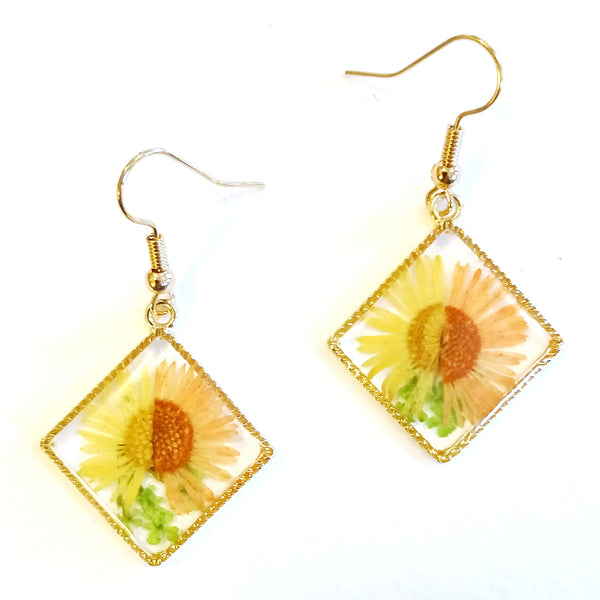 Dried Flower Diamond Shape Earrings - Yellow