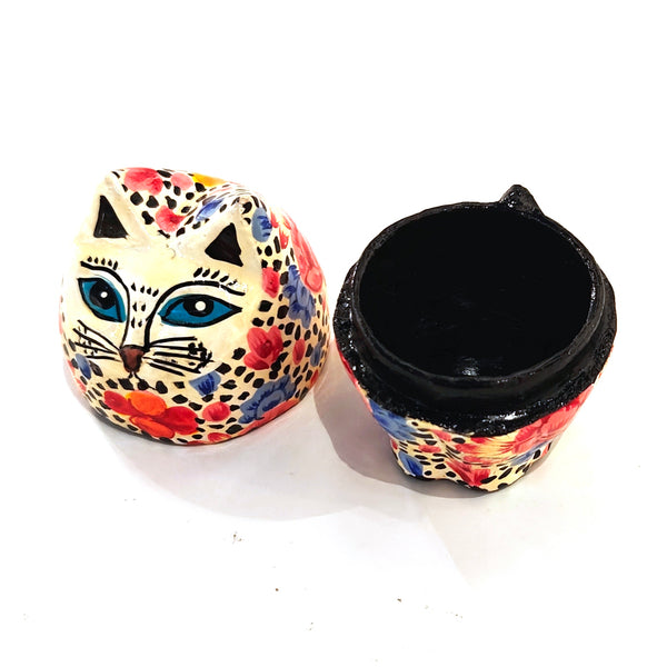 Papier Mache Cat Box - White
