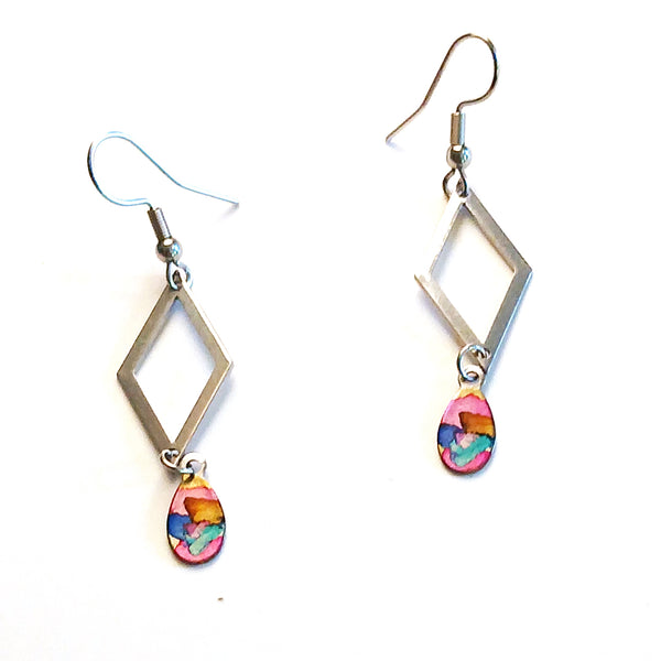 Stainless steel open diamond earrings with small teardrops hand painted with alcohol ink in pink shades, available at Cerulean Arts.