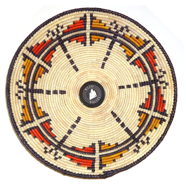 Woven basket with geometric pattern 
