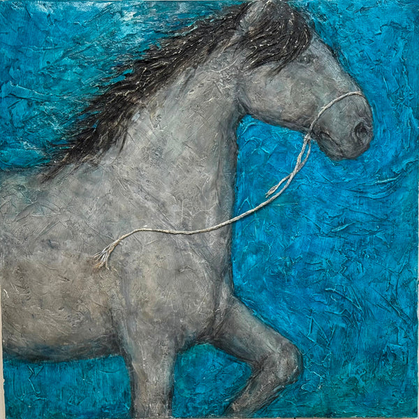 Alysa Bennett: Trotting Home