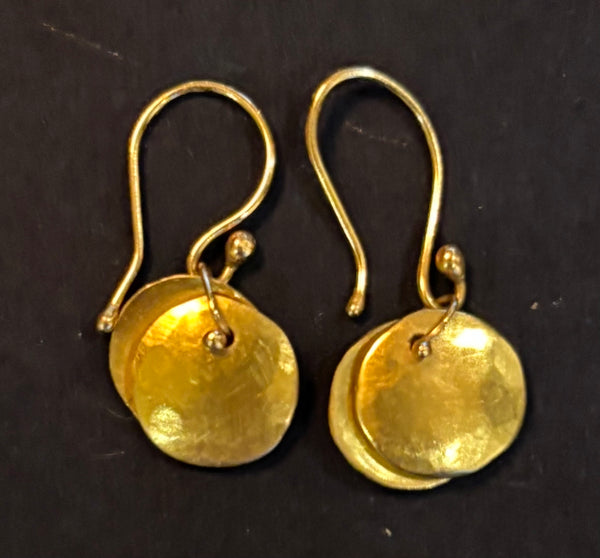 "Bathtub" earrings made of 18 kt gold by artist Jessica Berwind.  Included in the exhibition, REUNION (Once Upon a Time in Philadelphia),&nbsp;at Cerulean Arts February 26 - March 24, 2025.