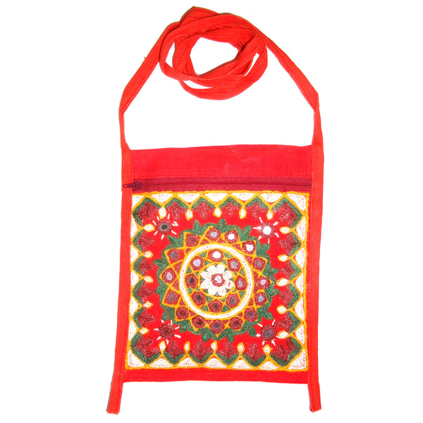 Kuchi Embroidered Bag - Red
