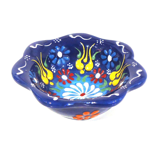 Embossed Ceramic Bowl - Blue Daisy Edge